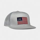 TRAILER FLAG TRUCKER — 6 Panel Flatbill — White